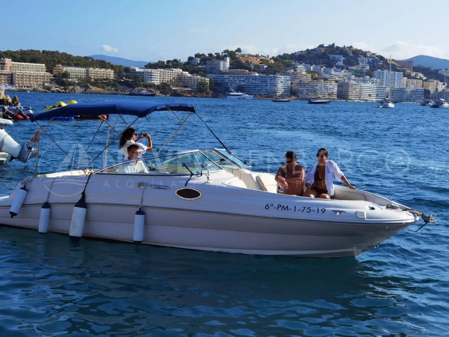 SeaRay 240 Sundeck