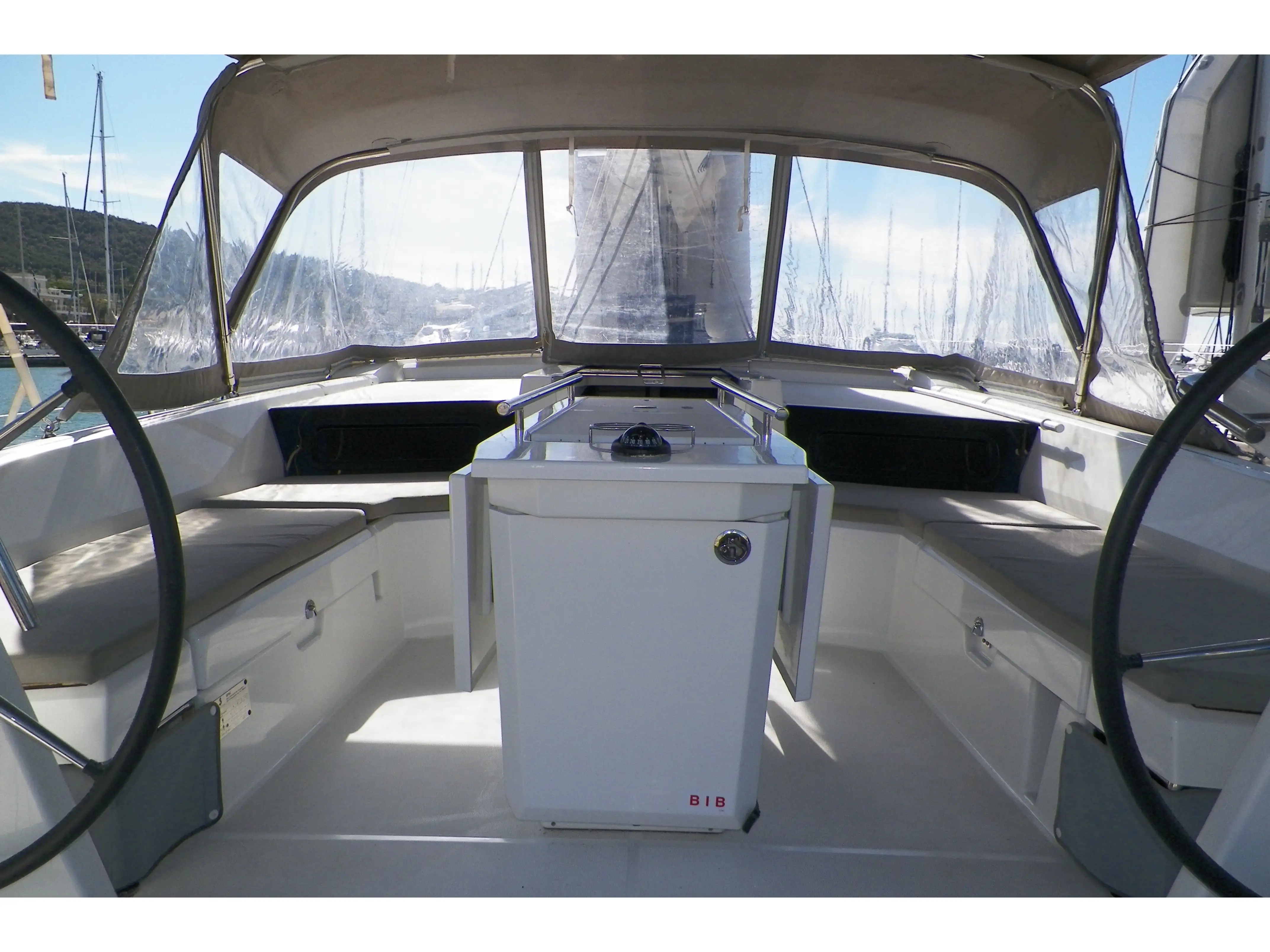 Nora  - Water maker, Solar Panel