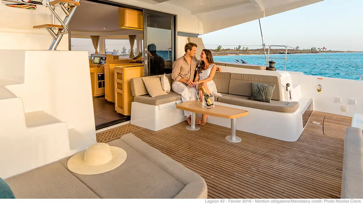 Lagoon 42