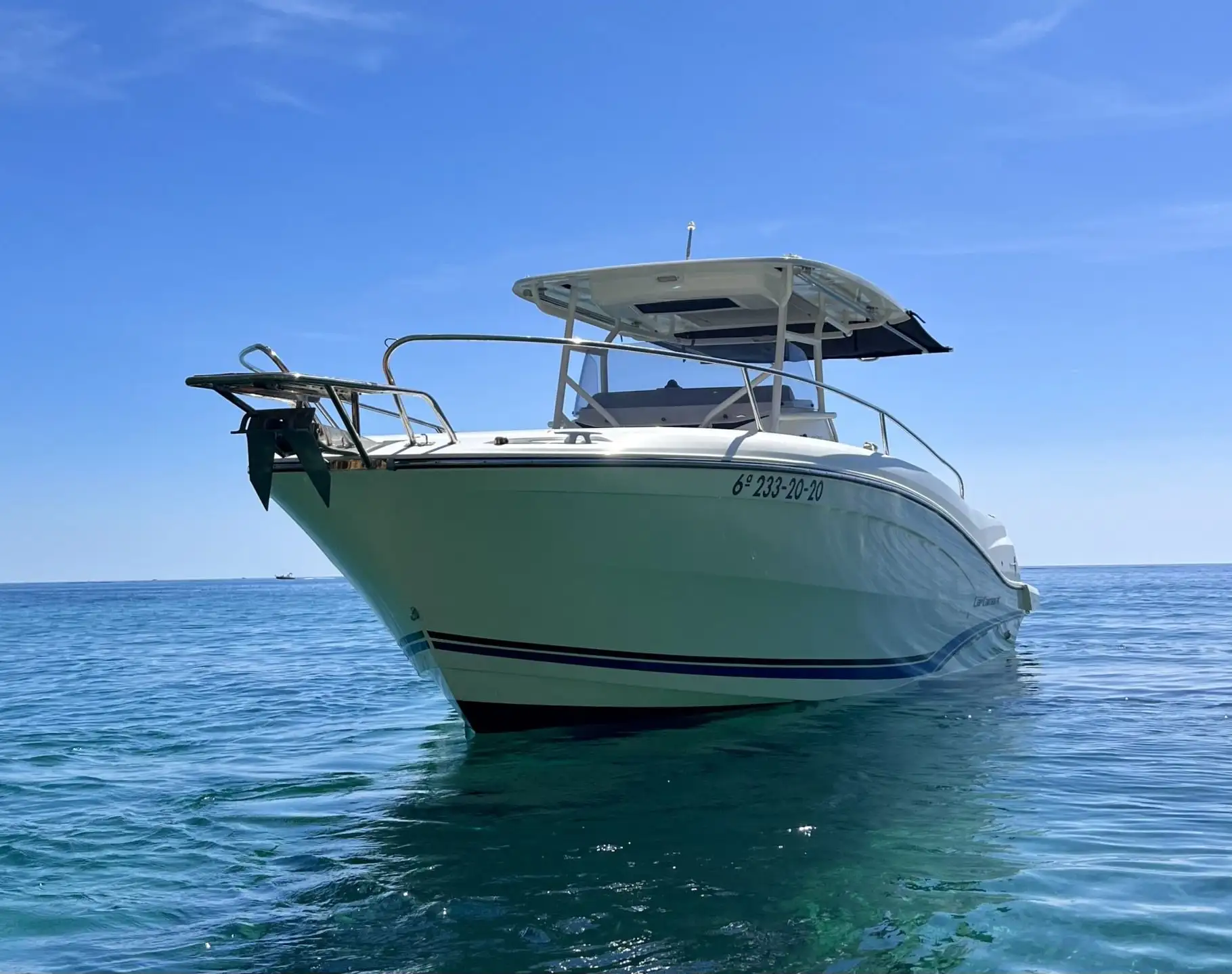 Jeanneau — Cap Camarat 9.0cc (2023)