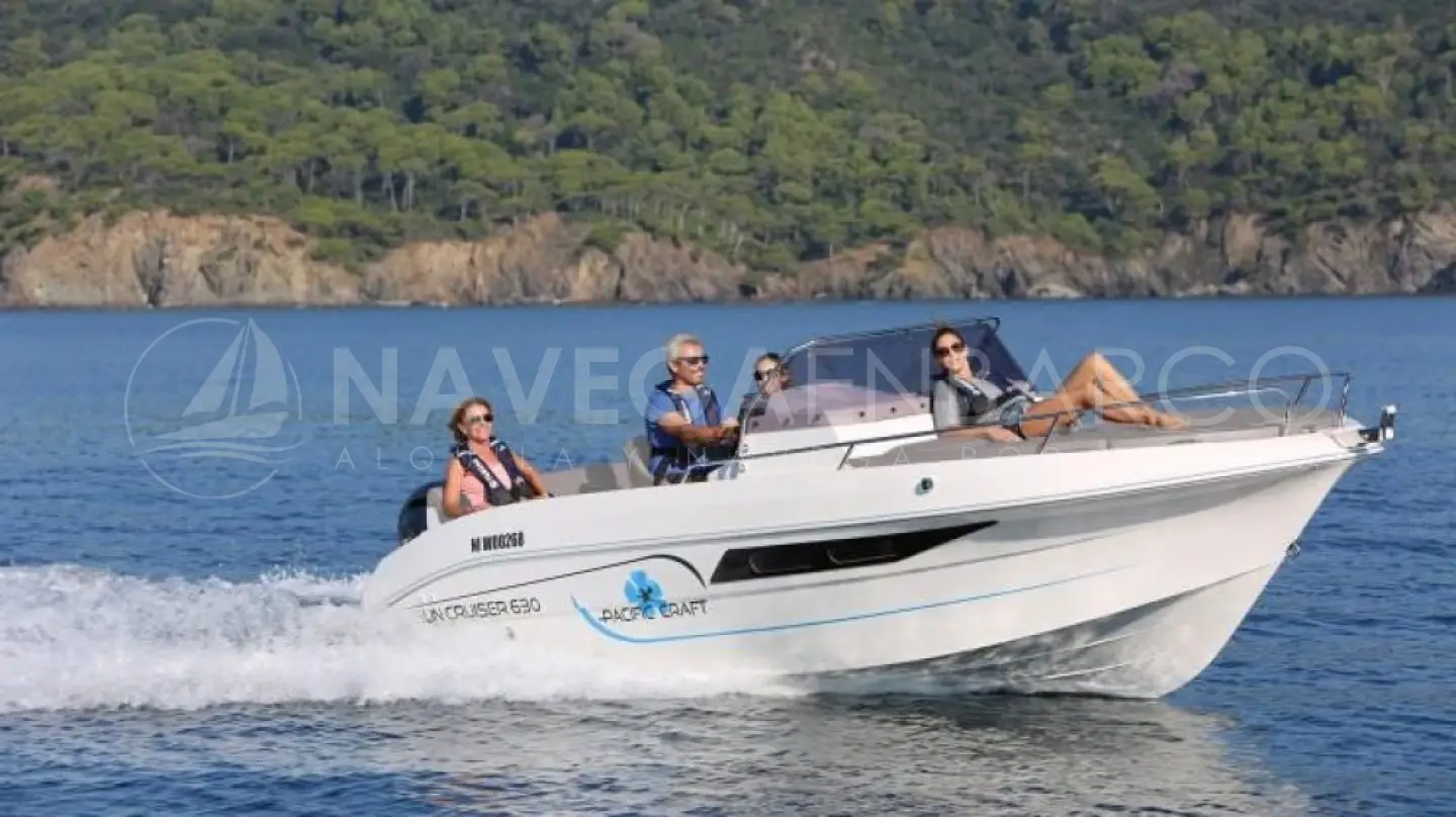 Pacific Craft 630 Sun Cruiser